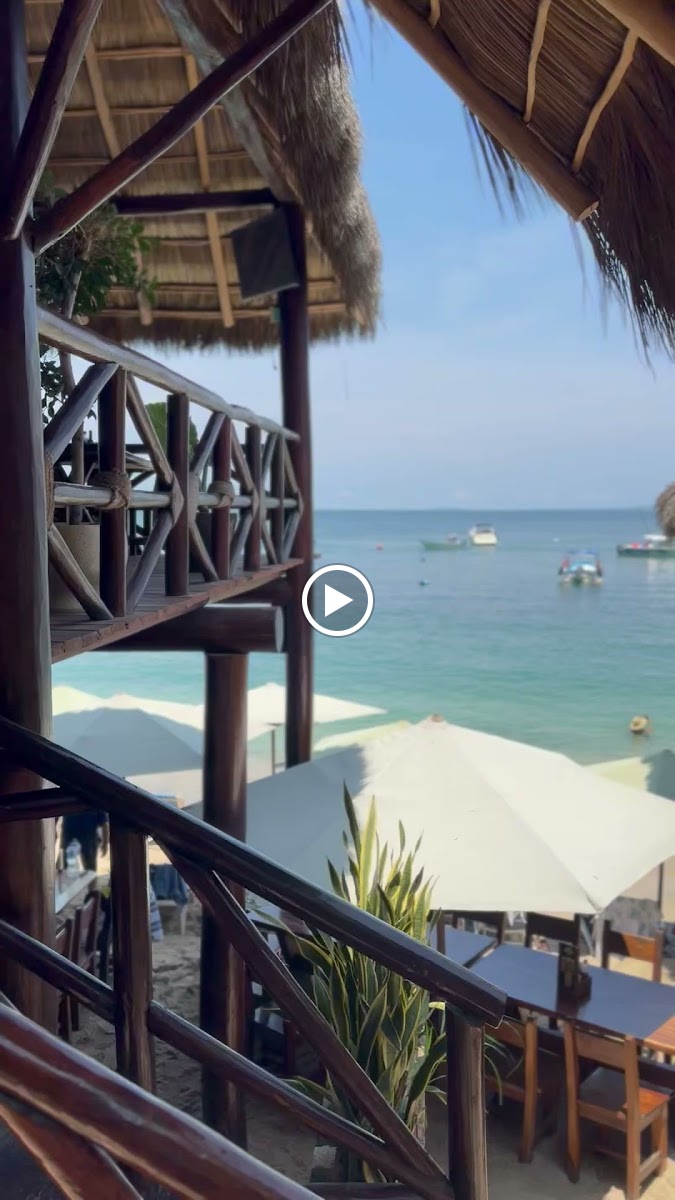 Pichon Restaurant Bar & Grill-2